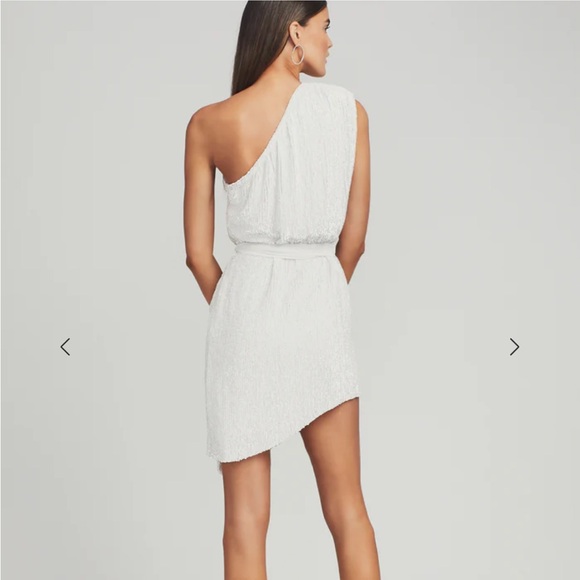 RETROFETE Ella Sequin Dress - Picture 3 of 6